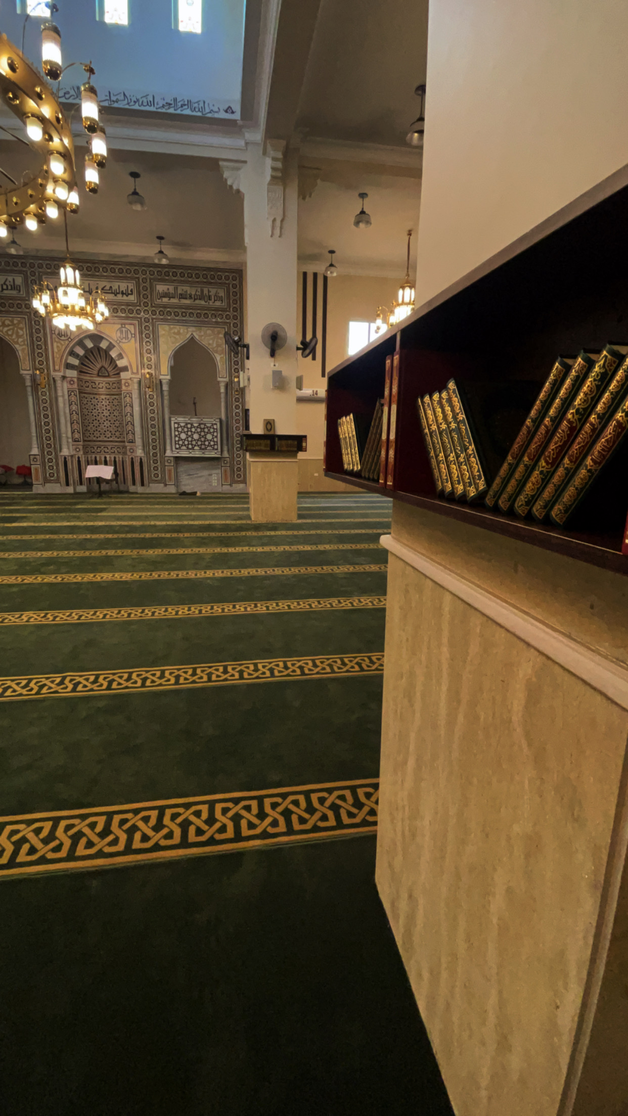 CjwKMFNuYXBjaGF0LzEzLjI5LjAuNDYgKGlQaG9uZTEzLDQ7IGlPUyAxOC4zOyBnemlwKRIGicP53O0BIAI=